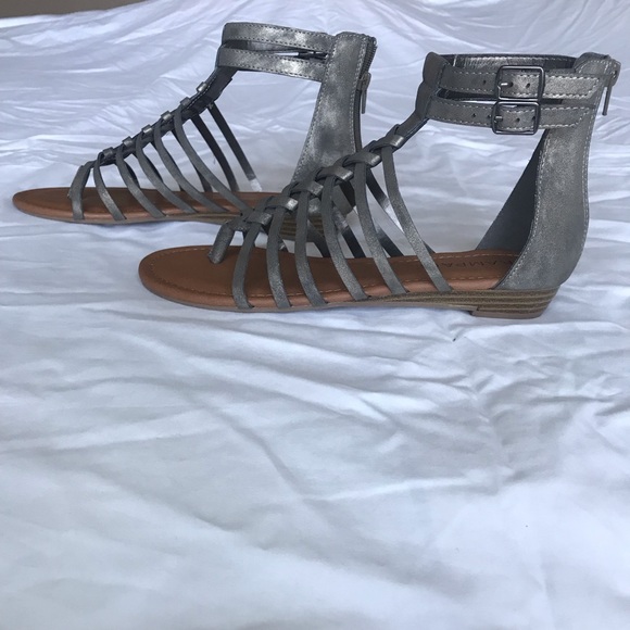 Rampage Gladiator Sandals - Picture 2 of 7